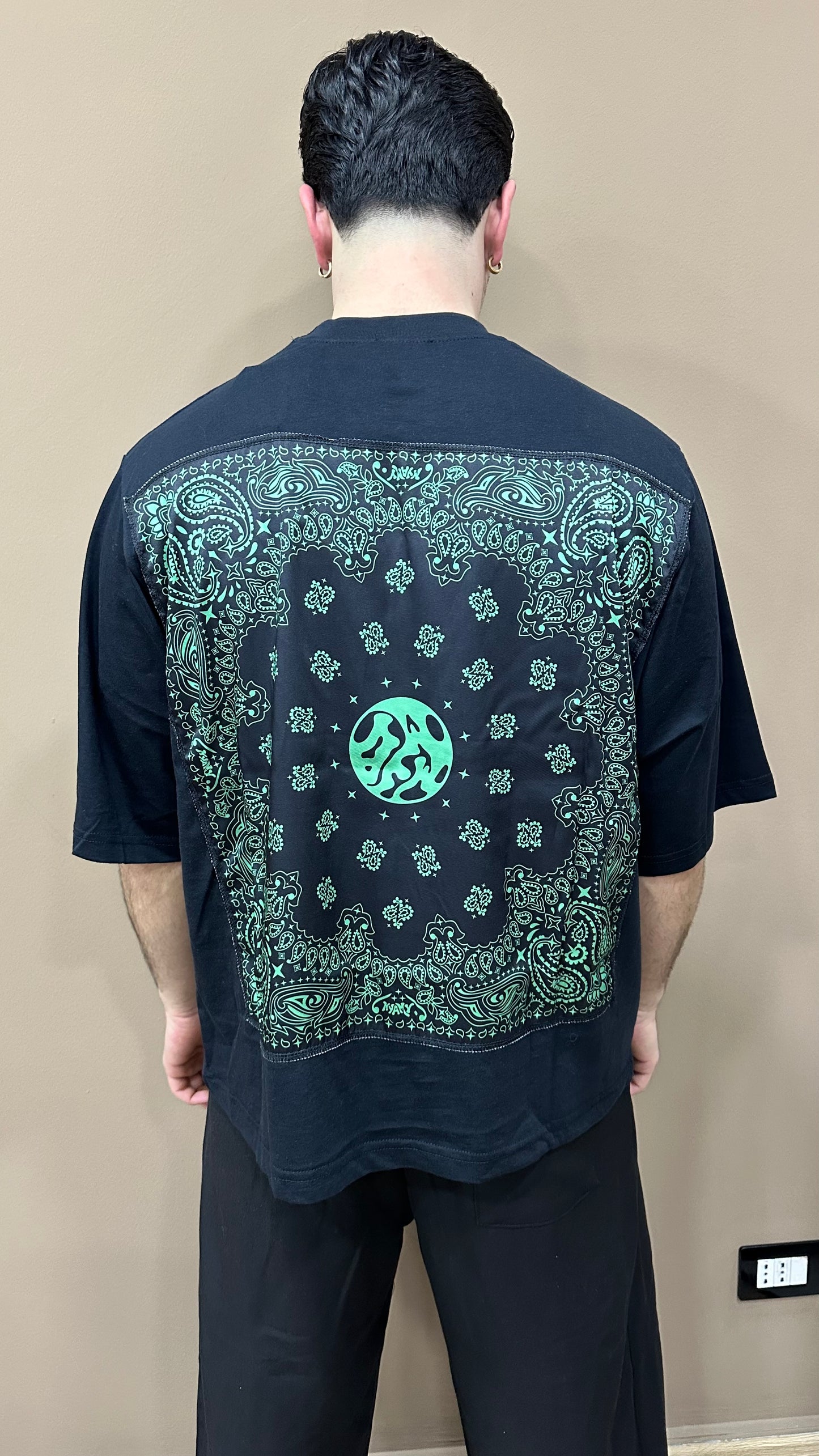 T-shirt bandana