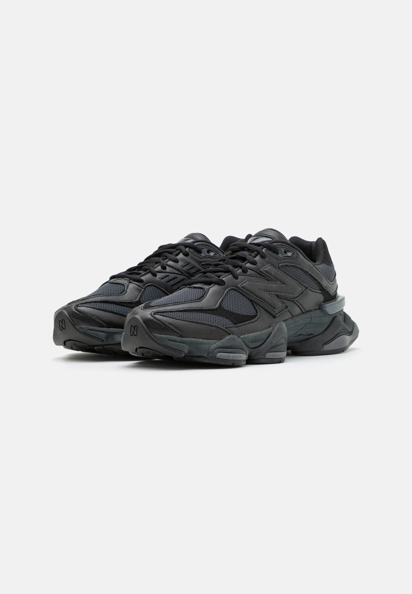 New Balance 9060 Triple Black